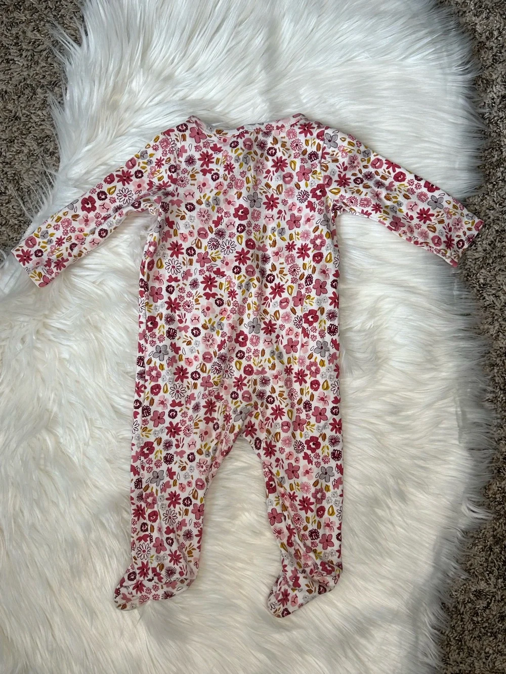 🌸CARTER’S Floral Zip-Front Baby One-Piece Sleeper - 6 Months